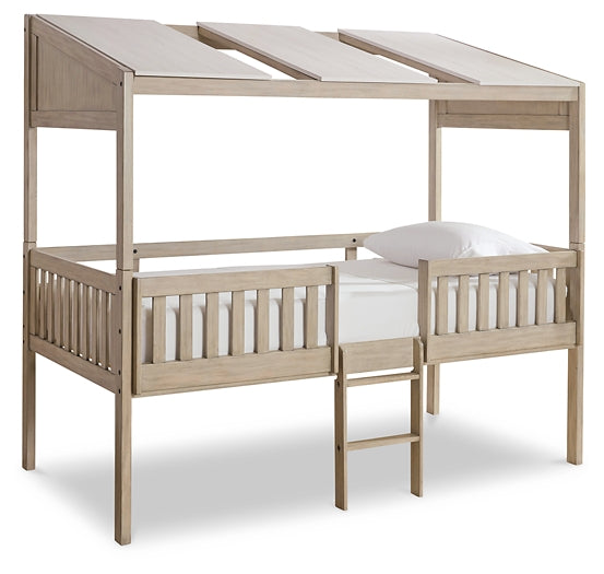 Wrenalyn Twin Loft Bed